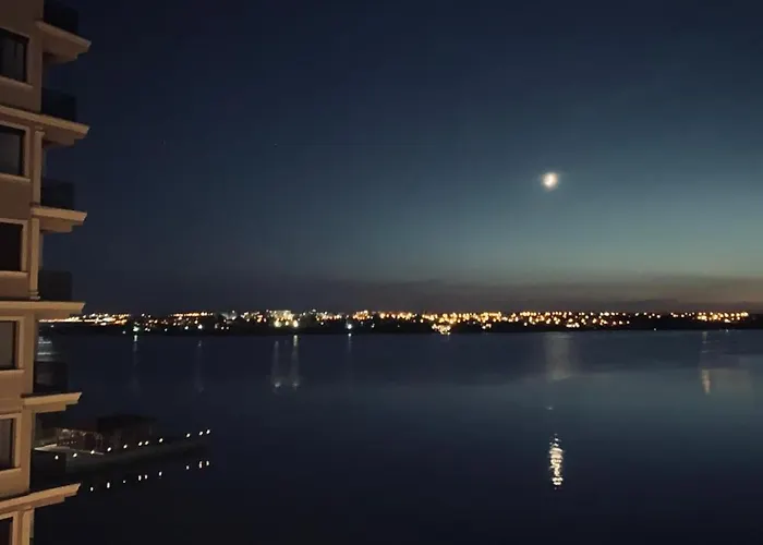 Maria Solid House 公寓